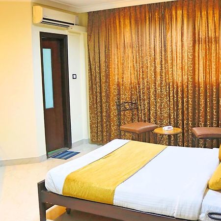 The Club Hotell Bangalore Eksteriør bilde