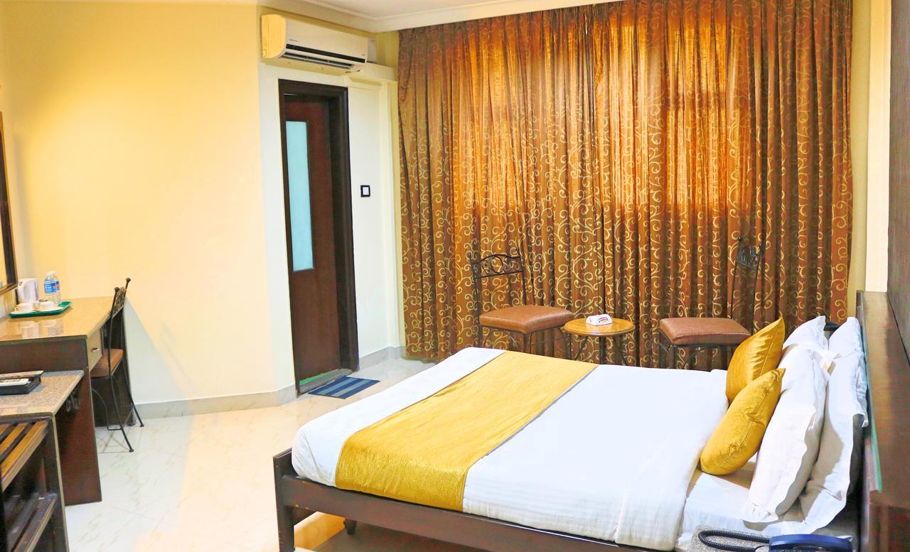 The Club Hotell Bangalore Eksteriør bilde
